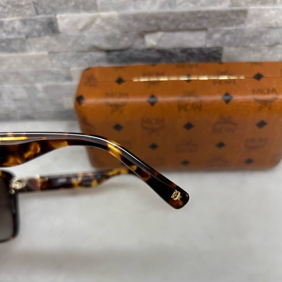 MCM Sunglasses New - So Classy - Picture 7 of 8